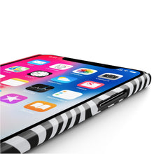 Cargar imagen en el visor de la galería, Wavy Slim Phone Case